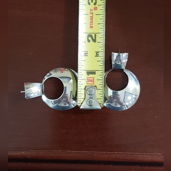 Handmade Lightweight Sterling Silver Earrings - Picture 2 of 3